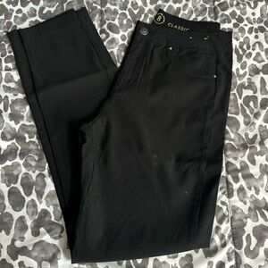 Ethyl Classic black 5 pocket pant size 8